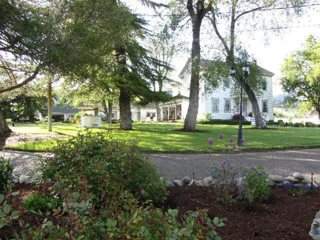 Bybee'S Historic Inn Jacksonville Exterior photo